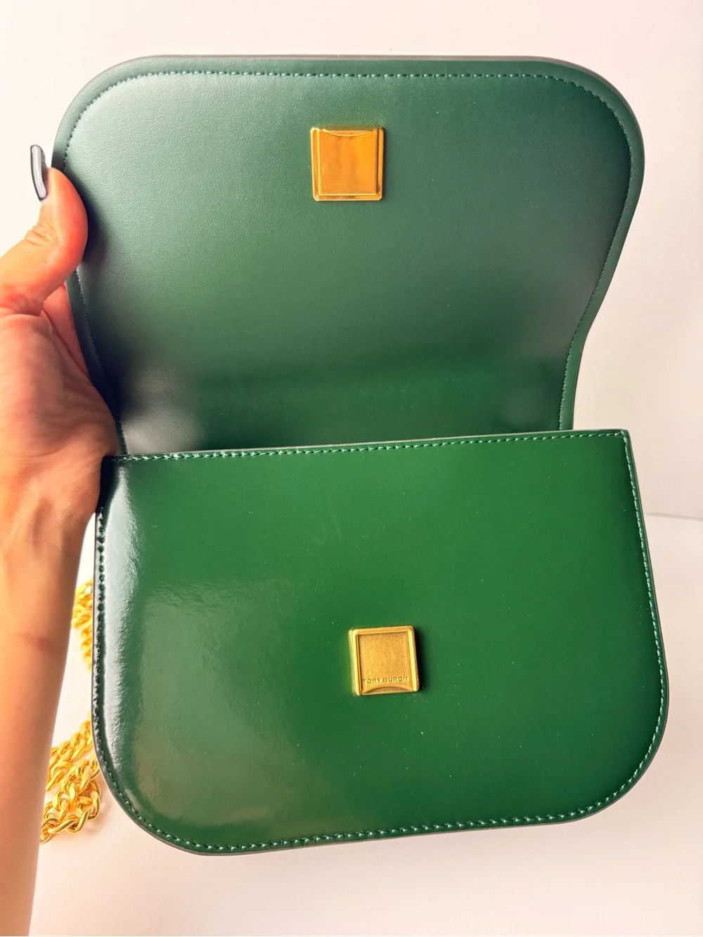 Tory Burch Emerson Patent Flap Adjustable Shoulder Bag Pine Tree Green / Gold